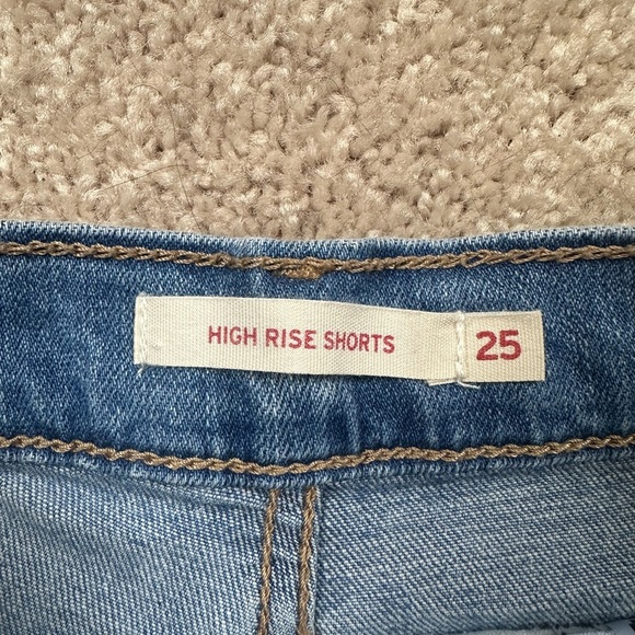 Levi’s High Rise Blue Distressed Jean Shorts for Women - Picture 3 of 3